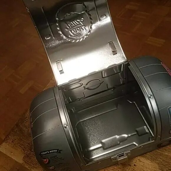 Metal Lunch Box Little Food Truck Camper - Picture 5 of 5